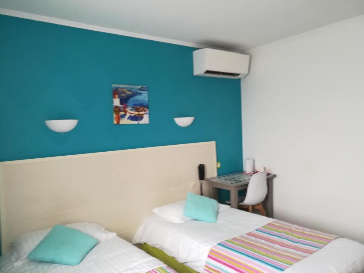 Contact Hotel Du Relais ธูอาร์ ภายนอก รูปภาพ