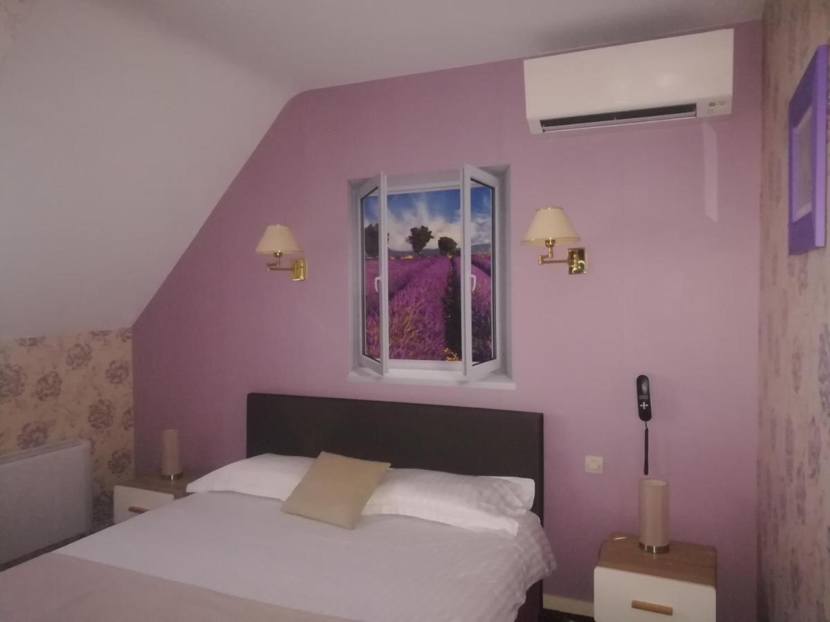 Contact Hotel Du Relais ธูอาร์ ภายนอก รูปภาพ