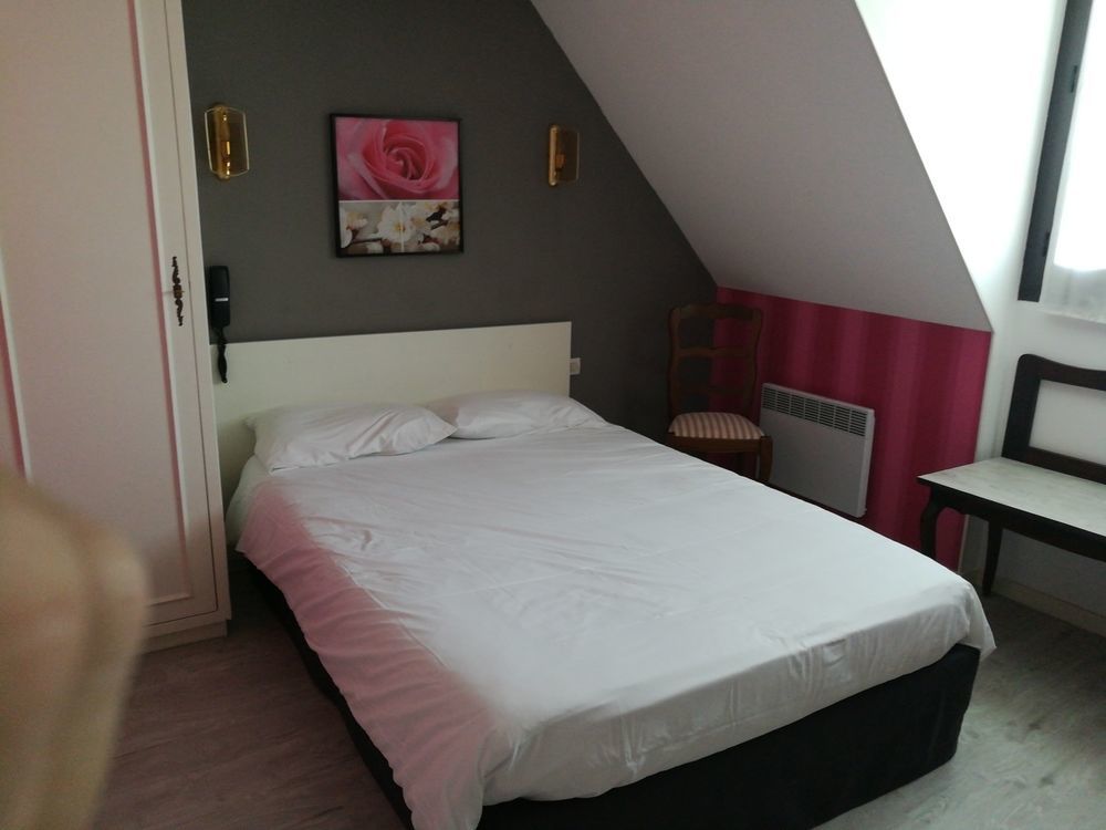 Contact Hotel Du Relais ธูอาร์ ภายนอก รูปภาพ
